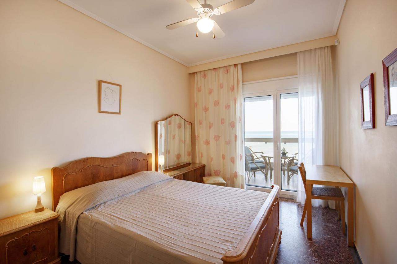 Metaxa Seafront Apartment Peraía Exterior foto