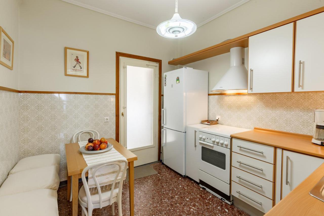 Metaxa Seafront Apartment Peraía Exterior foto