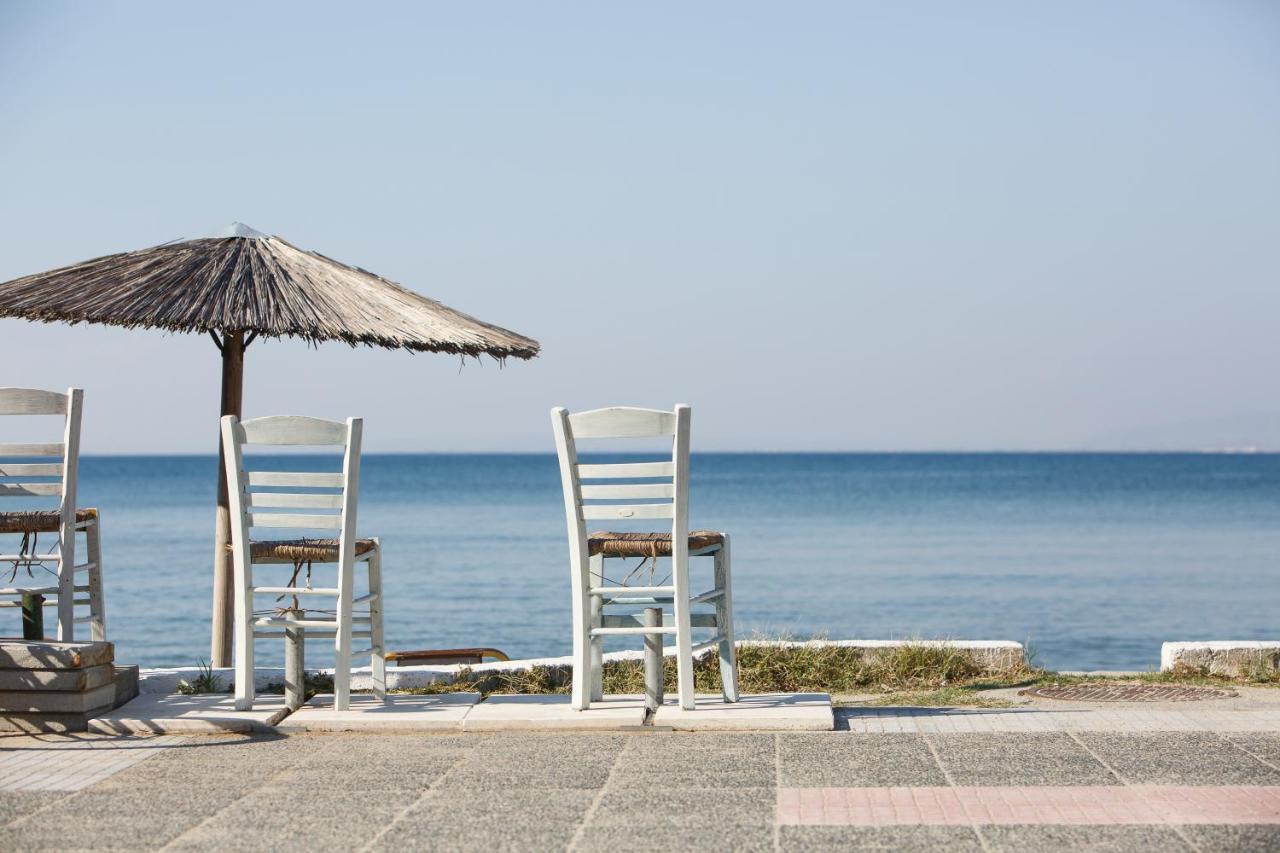 Metaxa Seafront Apartment Peraía Exterior foto