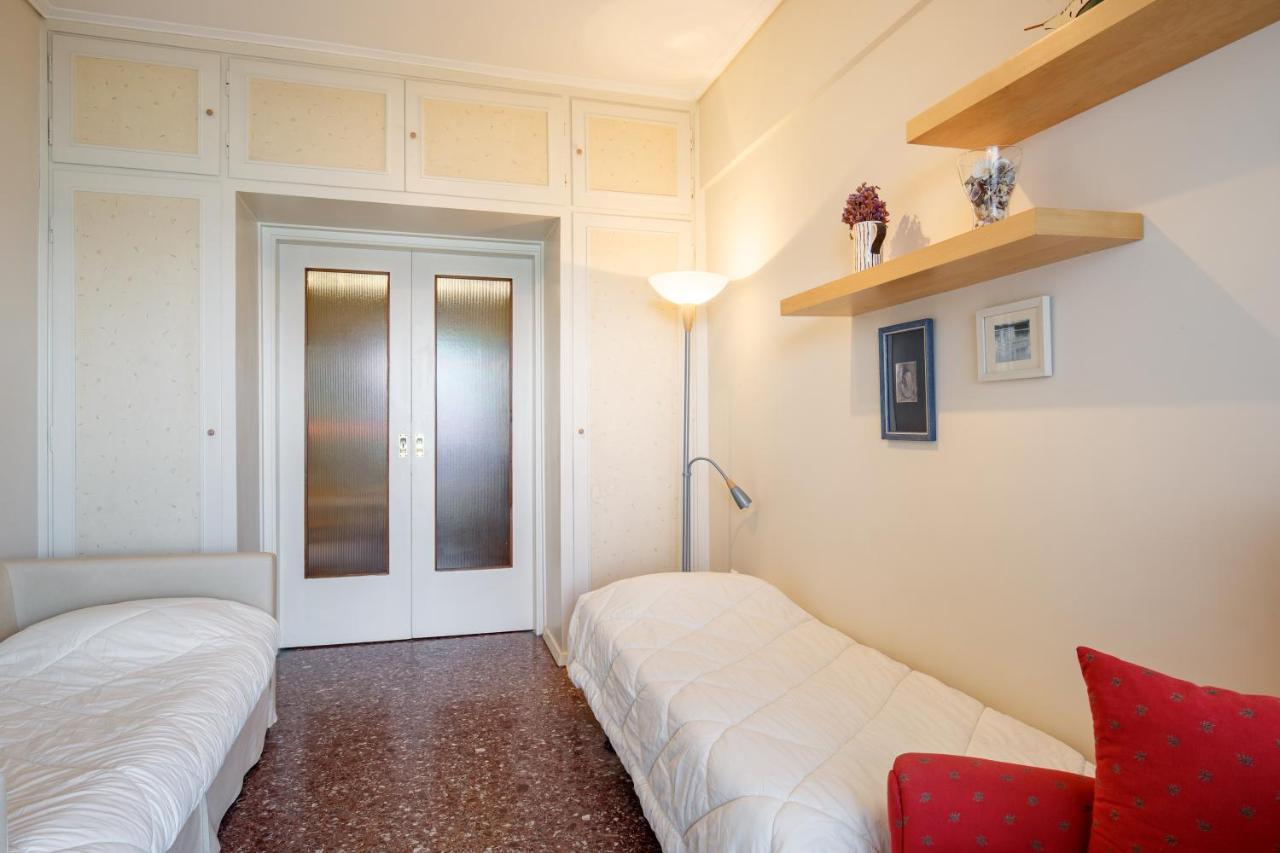 Metaxa Seafront Apartment Peraía Exterior foto